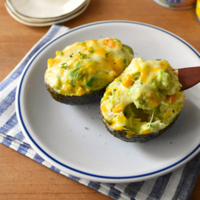 アボカド×いなばライトツナ×コーン!濃厚アボカドグラタン