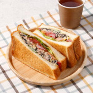 ツナコーンのミックスサンド