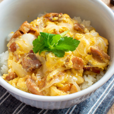 とりタレ味で簡単親子丼